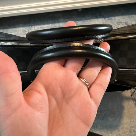 Authentic Louis Vuitton Overnight Damier Graphite - Picture 14 of 16